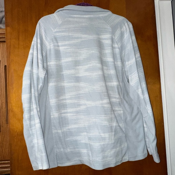 Columbia Women’s 1/4 zip fleece size 1xl - Picture 2 of 4
